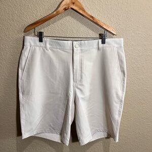 Soybu Men's White Flat Front Shorts